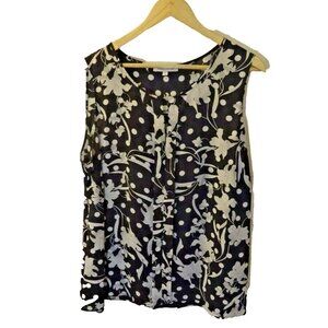 Pre-Loved Rose + Olive 2X Black‎ and White Sleeveless Sheer Floral Blouse